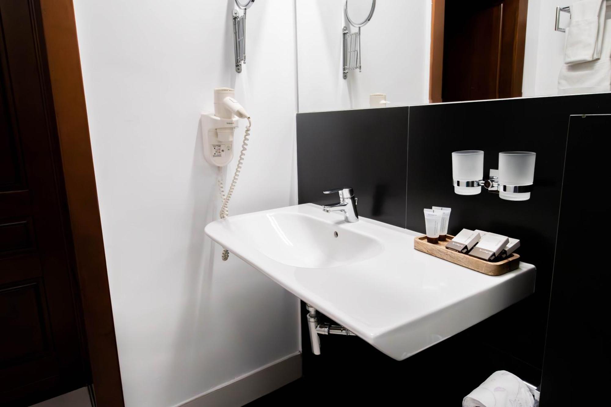 Hotel Ottimo Brasov Ngoại thất bức ảnh