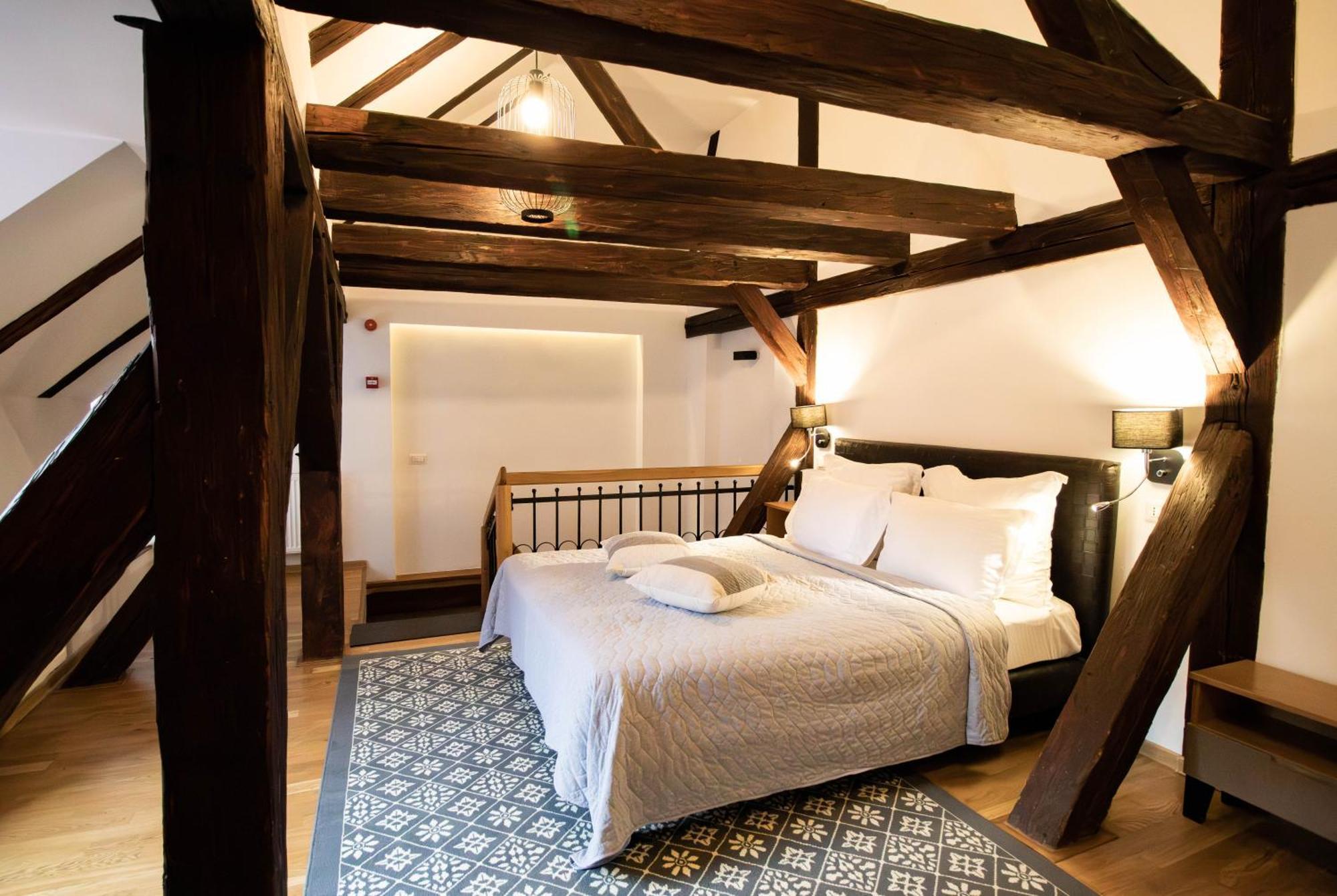 Hotel Ottimo Brasov Ngoại thất bức ảnh