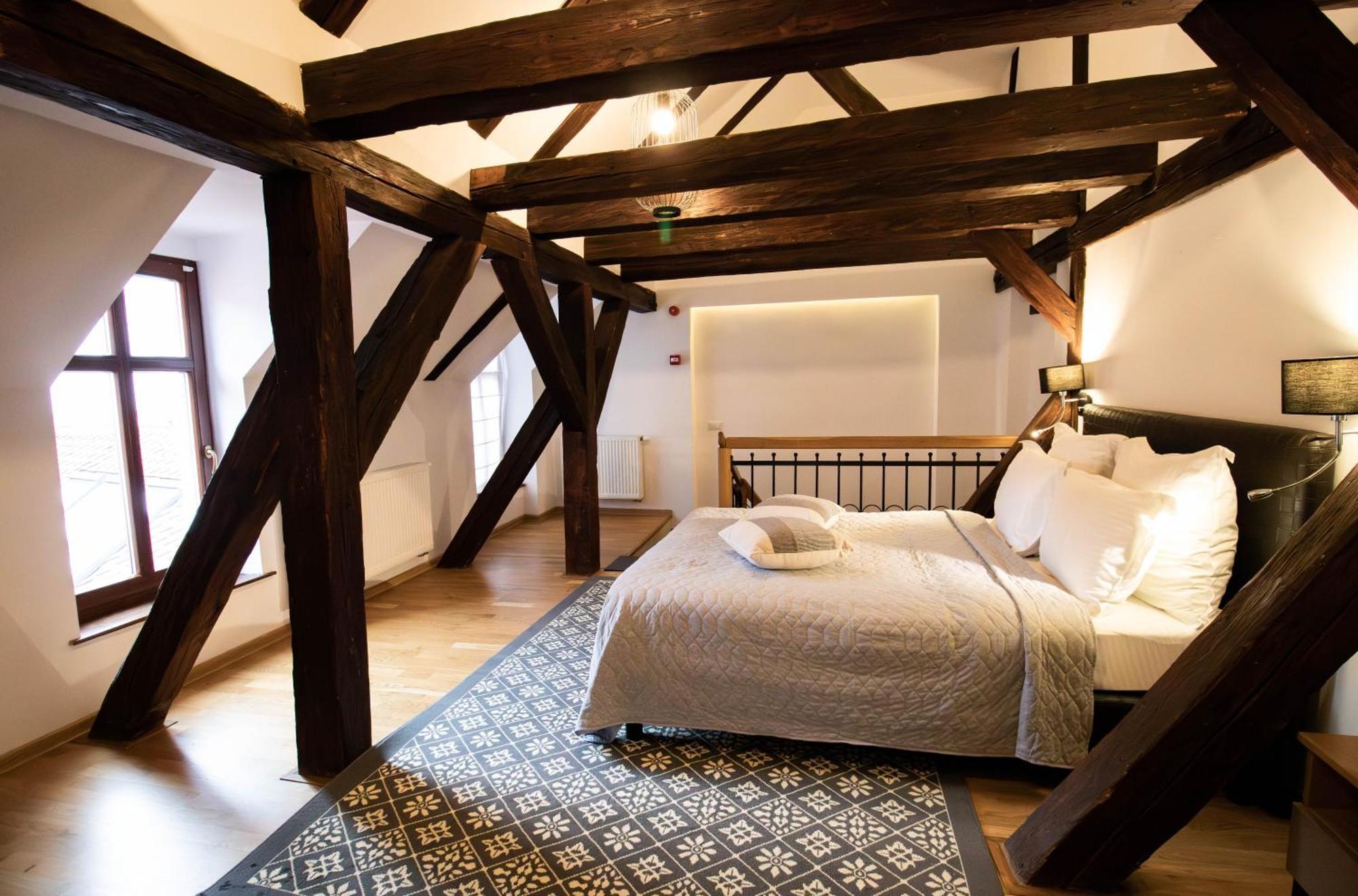 Hotel Ottimo Brasov Ngoại thất bức ảnh