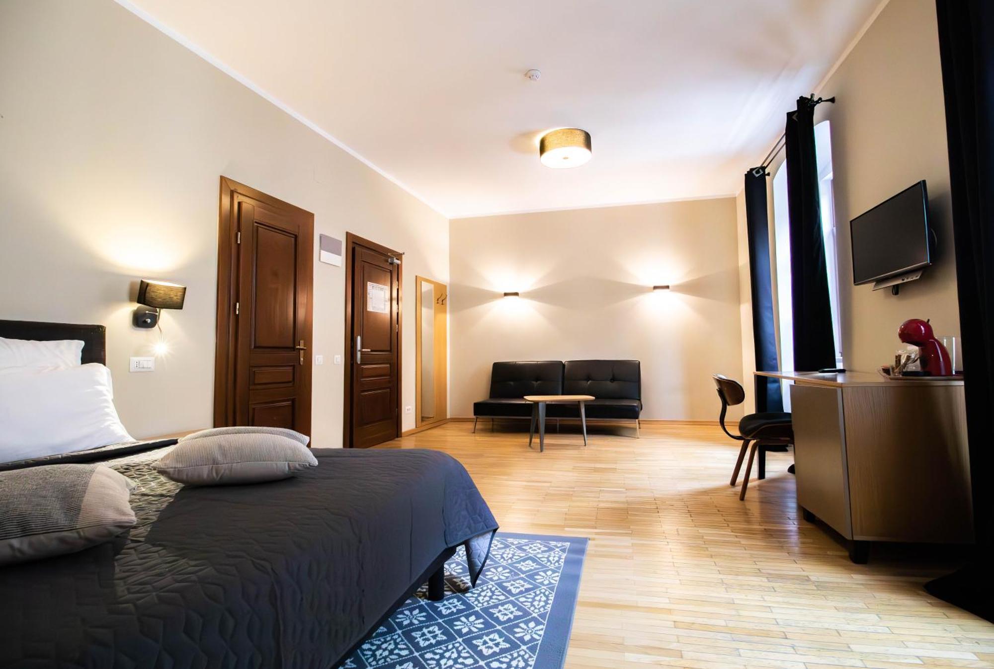 Hotel Ottimo Brasov Ngoại thất bức ảnh