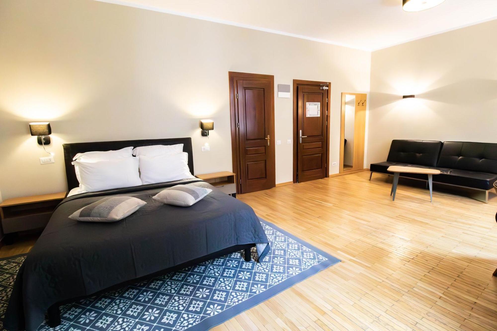 Hotel Ottimo Brasov Ngoại thất bức ảnh