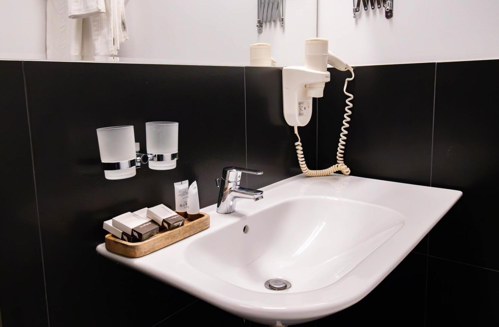 Hotel Ottimo Brasov Ngoại thất bức ảnh