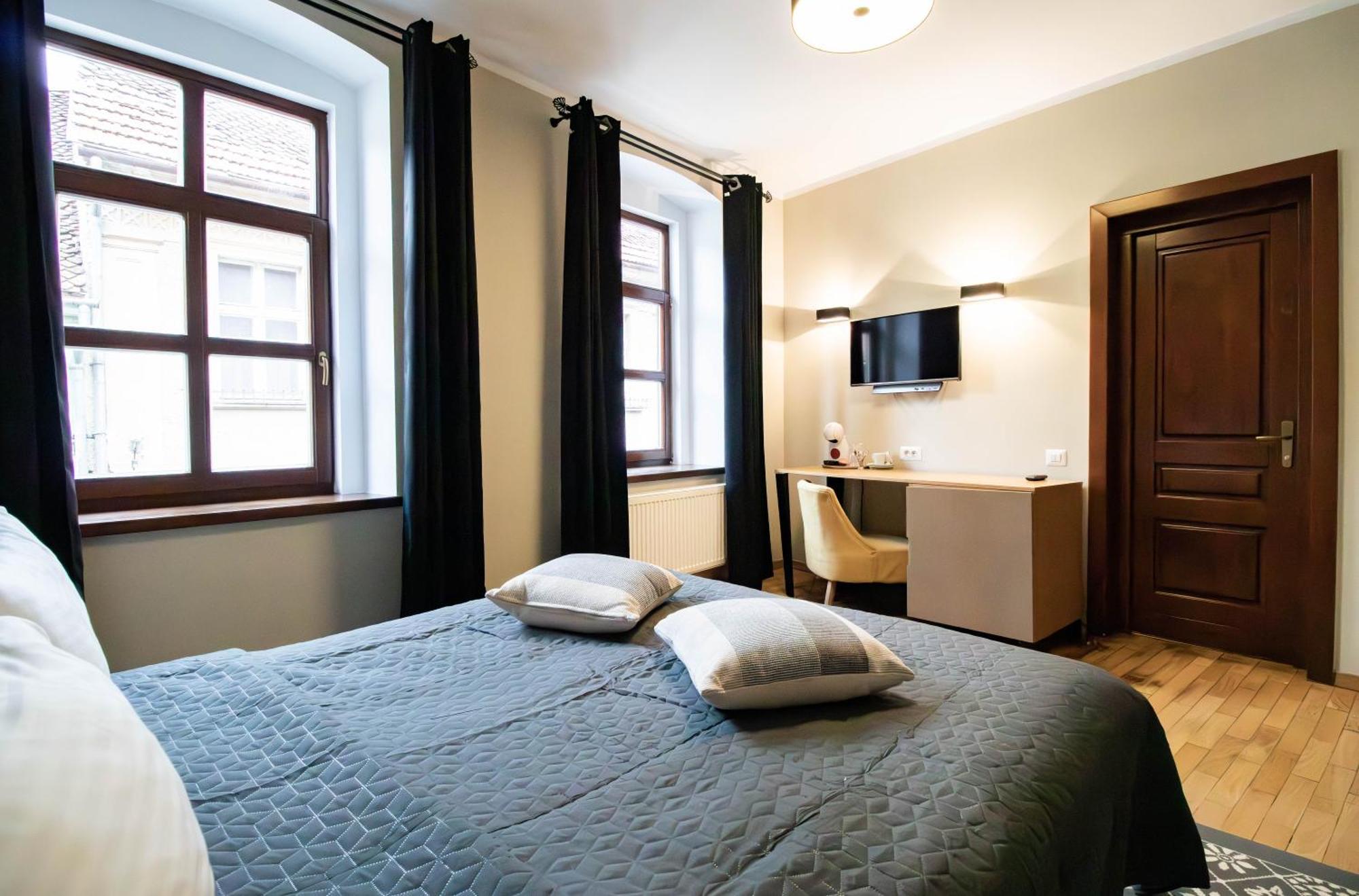 Hotel Ottimo Brasov Ngoại thất bức ảnh