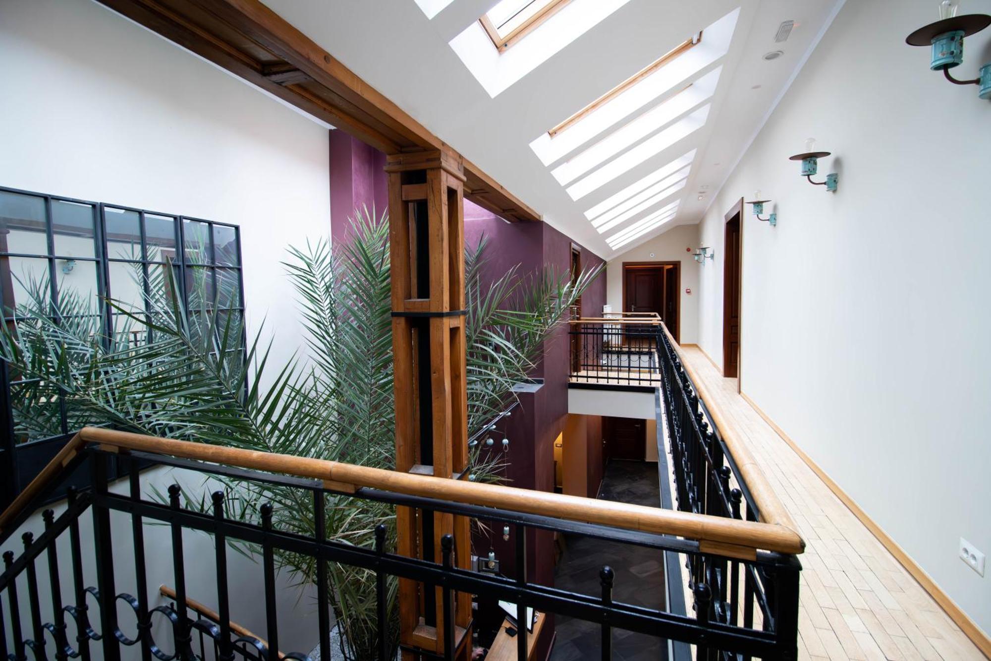 Hotel Ottimo Brasov Ngoại thất bức ảnh
