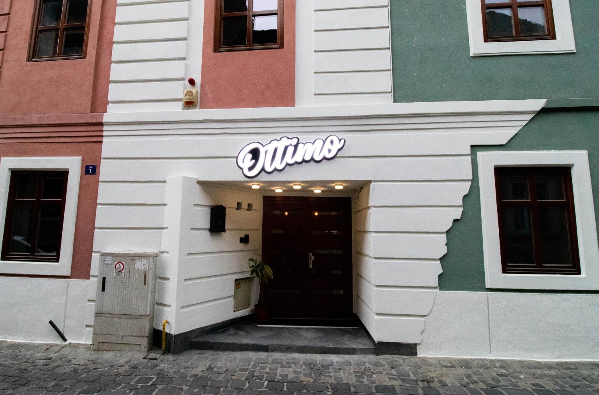Hotel Ottimo Brasov Ngoại thất bức ảnh